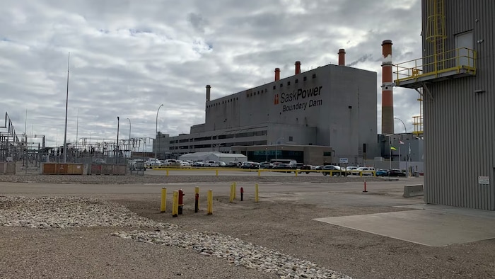 Ottawa criticizes Saskatchewan after reopening of coal-fired power plant