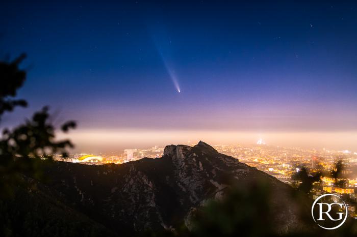 Comet Tsuchinshan-Atlas: discover the 14 most beautiful photos of the comet of the site ;cle