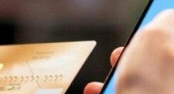 Bank employee leaked card details to fraudsters: over 100 people were defrauded
