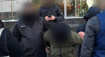 A Lviv resident smuggled tax evaders abroad under the guise of IT specialists for $13,000