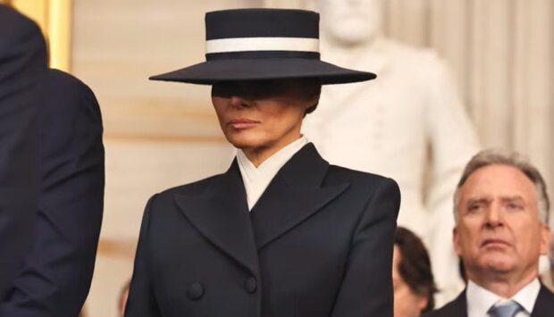 Melania Trump&#39;s outfit caught everyone&#39;s attention. There&#39;s a powerful message behind it